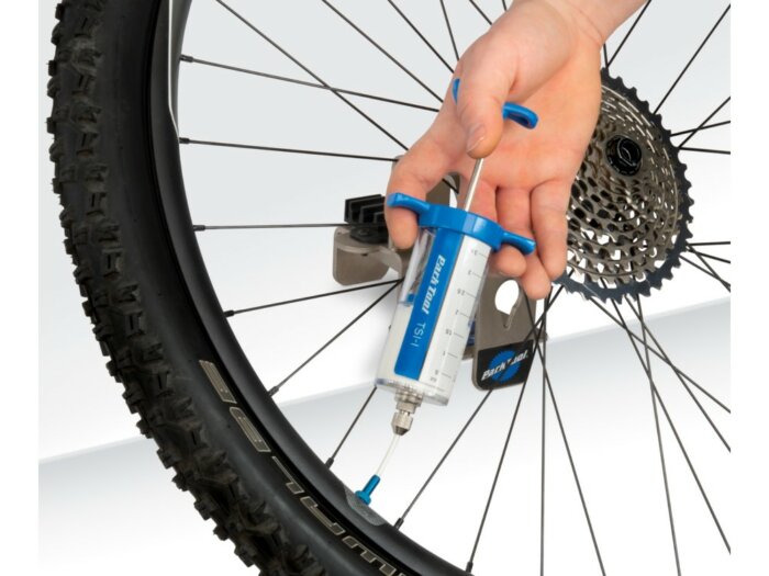 Park Tool TSI-1 Tubeless Sealant Injector 8 Park Tool TSI-1 Tubeless Sealant Injector