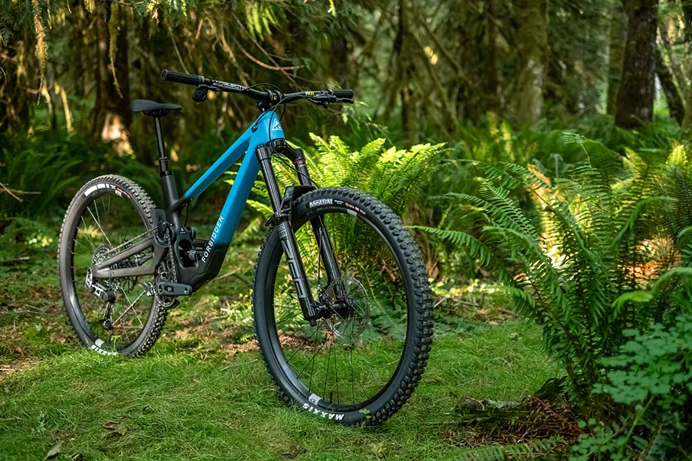 Forbidden Dreadnought GX AXS - Outset