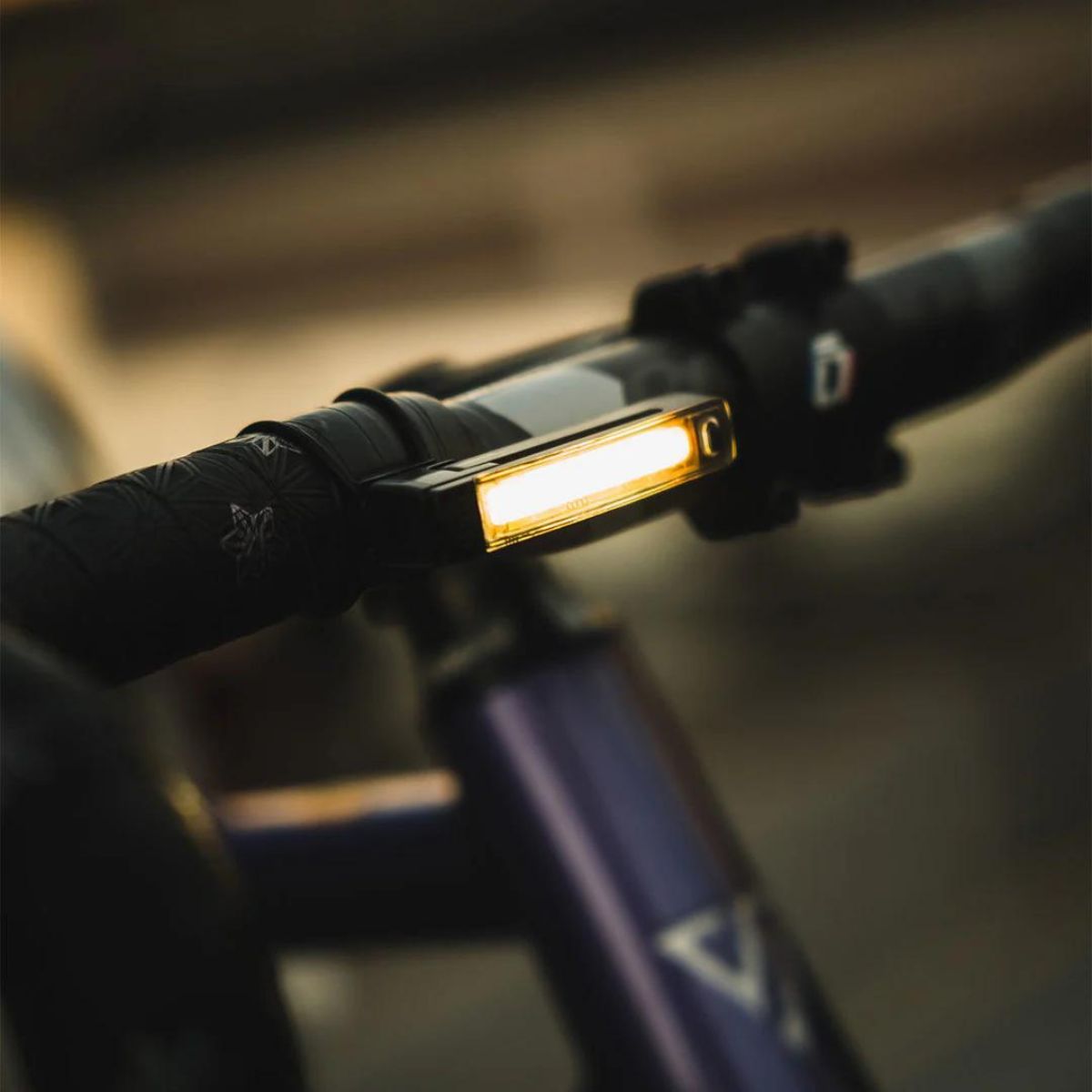 Knog Light, Plus Front - Black 3 Knog Light, Plus Front - Black - Image 3