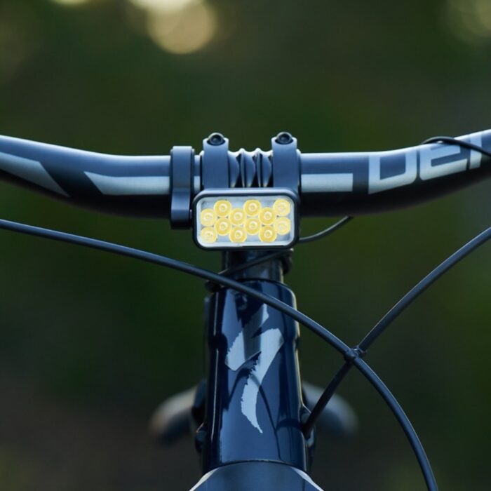 Knog Light, Blinder X 2300 + External Battery