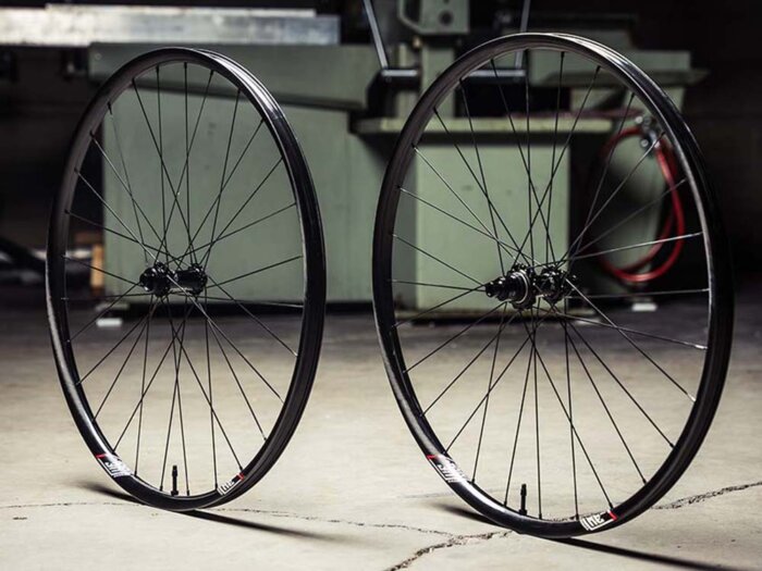 We Are One Strife (EN/DH) Industry Nine Hydra Boost 27.5" Wheelset 9 We Are One Strife (EN/DH) Industry Nine Hydra Boost 27.5" Wheelset