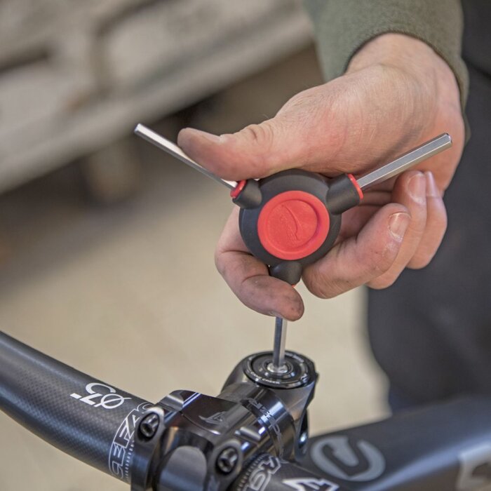FEEDBACK SPORTS - 3-WAY FIXED TOOLS 10 FEEDBACK SPORTS - 3-WAY FIXED TOOLS