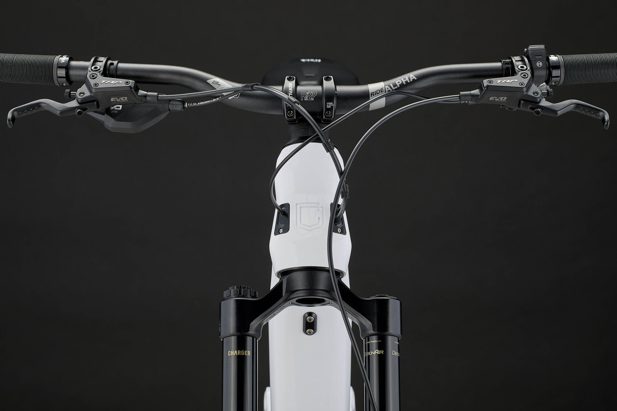Commencal Meta Power SX 800 Signature Pure Black 2026 4 Commencal Meta Power SX 800 Signature Pure Black 2026 - Image 4