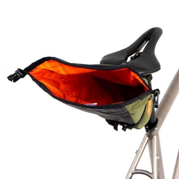 Restrap 2.5L Saddle Pack 4 Restrap 2.5L Saddle Pack - Image 4