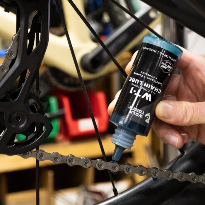 WOLF TOOTH - WT-1 CHAIN LUBE - FOR ALL CONDITIONS 11 WOLF TOOTH - WT-1 CHAIN LUBE - FOR ALL CONDITIONS