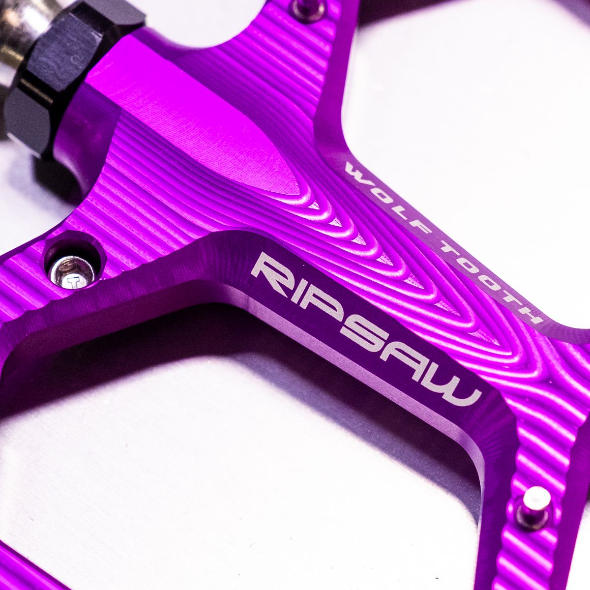 WOLF TOOTH RIPSAW PEDALS 9 WOLF TOOTH RIPSAW PEDALS - Image 9