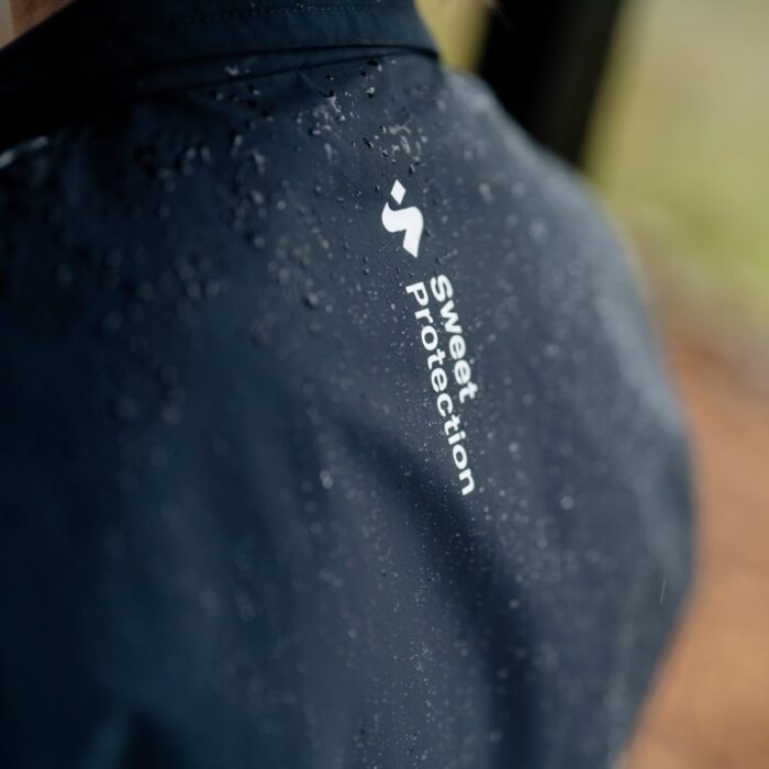 SWEET PROTECTION - HUNTER RAIN JACKET - BLACK