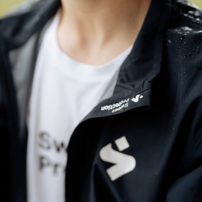 SWEET PROTECTION - HUNTER RAIN JACKET - BLACK