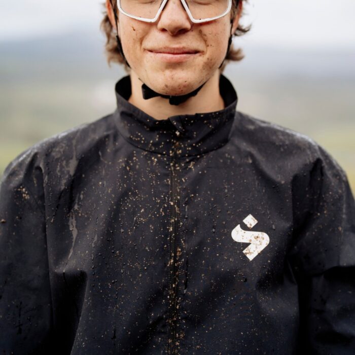 SWEET PROTECTION - HUNTER RAIN JACKET - BLACK