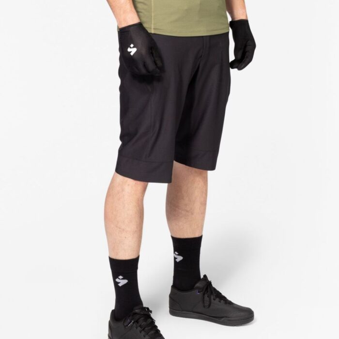 SWEET PROTECTION - HUNTER II LIGHT SHORTS - MEN'S 16 SWEET PROTECTION - HUNTER II LIGHT SHORTS - MEN'S