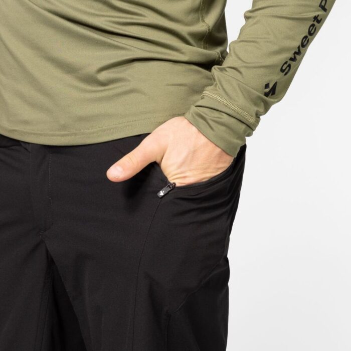 SWEET PROTECTION - HUNTER II SHORTS - MEN'S 15 SWEET PROTECTION - HUNTER II SHORTS - MEN'S