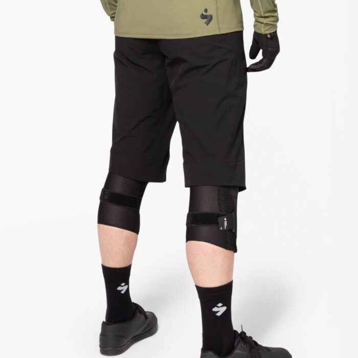 SWEET PROTECTION - HUNTER II SHORTS - MEN'S 20 SWEET PROTECTION - HUNTER II SHORTS - MEN'S