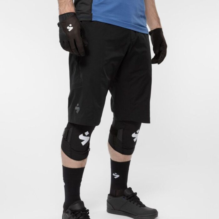 SWEET PROTECTION - HUNTER SLASHED SHORTS - MEN'S