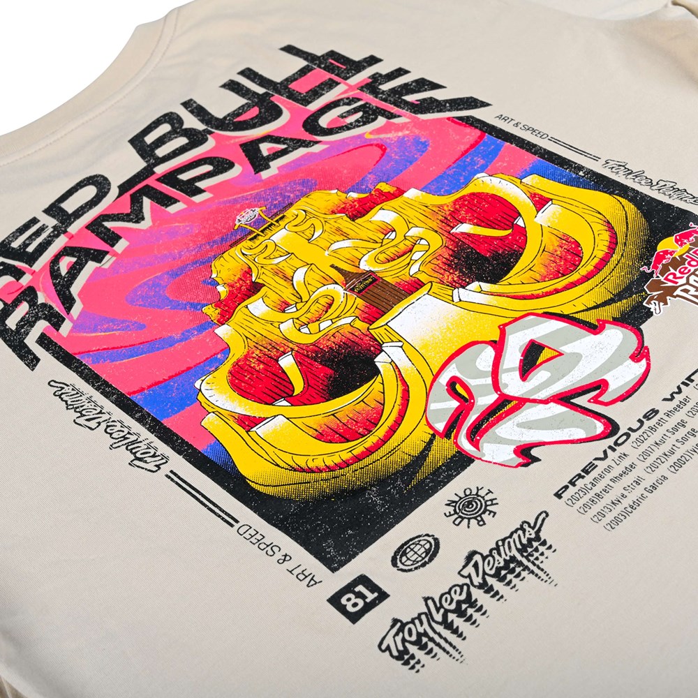 TROY LEE DESIGNS - TROY LEE DESIGNS X REDBULL RAMPAGE ALTERED REALITY SHORT SLEEVE TEE CEMENT 2 TROY LEE DESIGNS - TROY LEE DESIGNS X REDBULL RAMPAGE ALTERED REALITY SHORT SLEEVE TEE CEMENT - Image 2