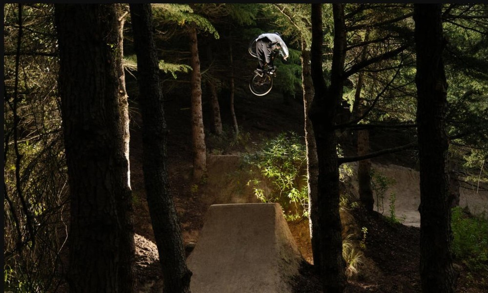 Commencal Absolut Dark Slate 6 Commencal Absolut Dark Slate - Image 6