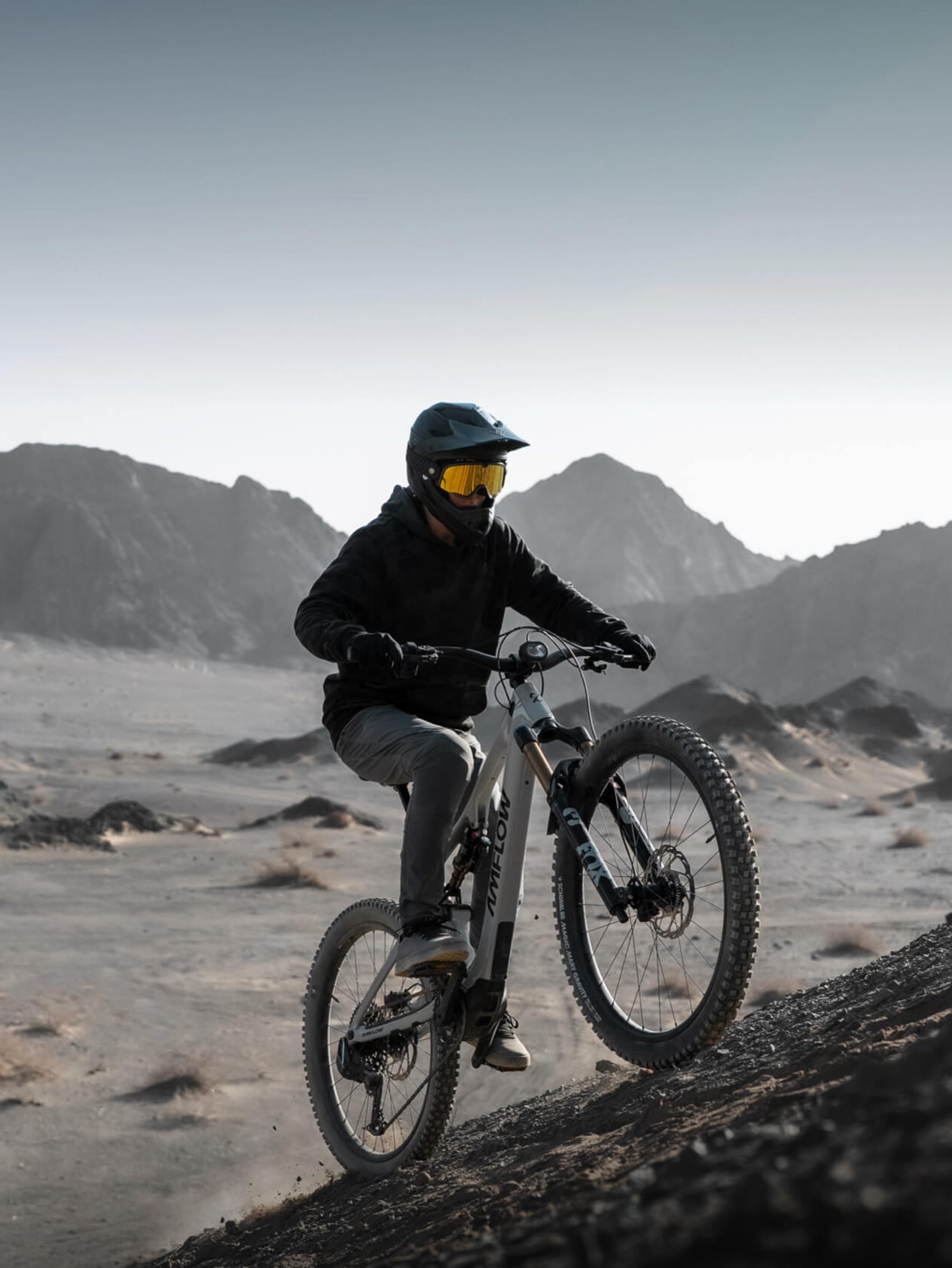 Rider on an Amflow PX with the Avinox M2S drive unit in the mountains
