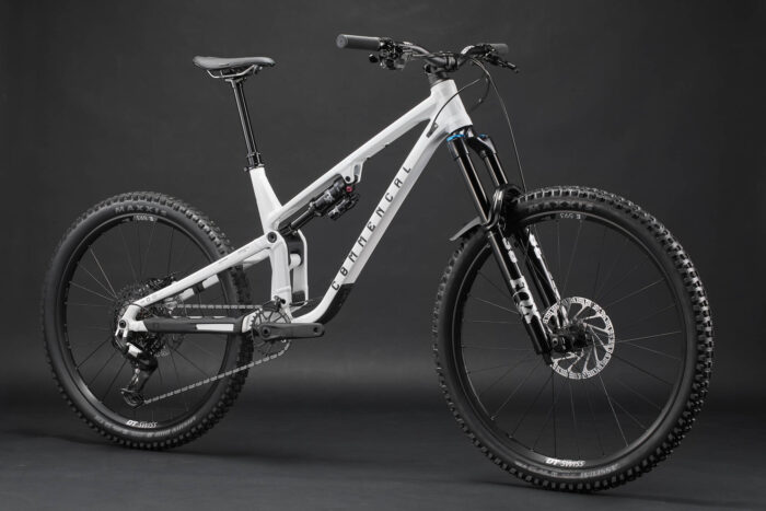 2027 Commencal Meta SX V5 – view 4