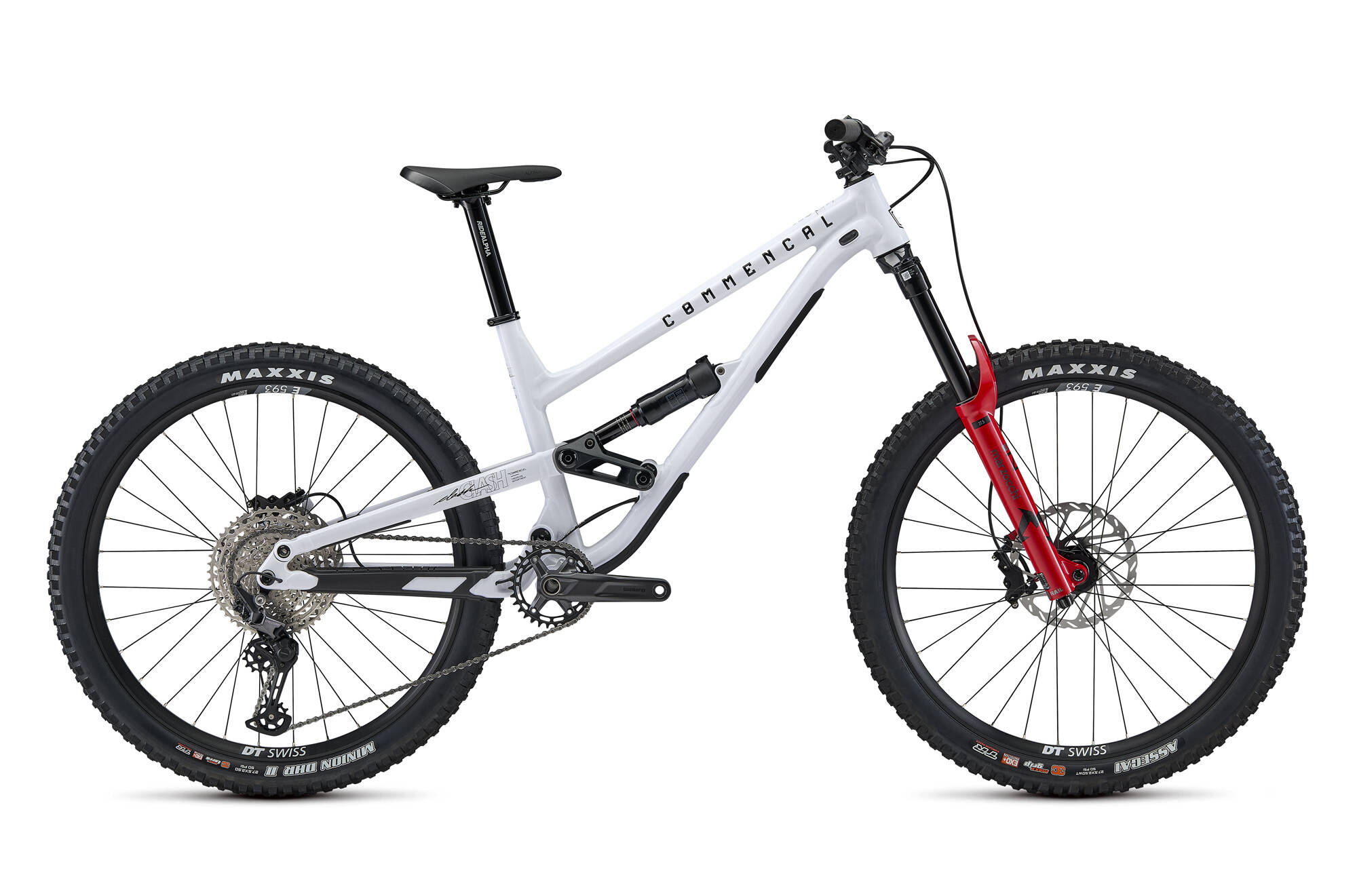 2027 Commencal Clash V2