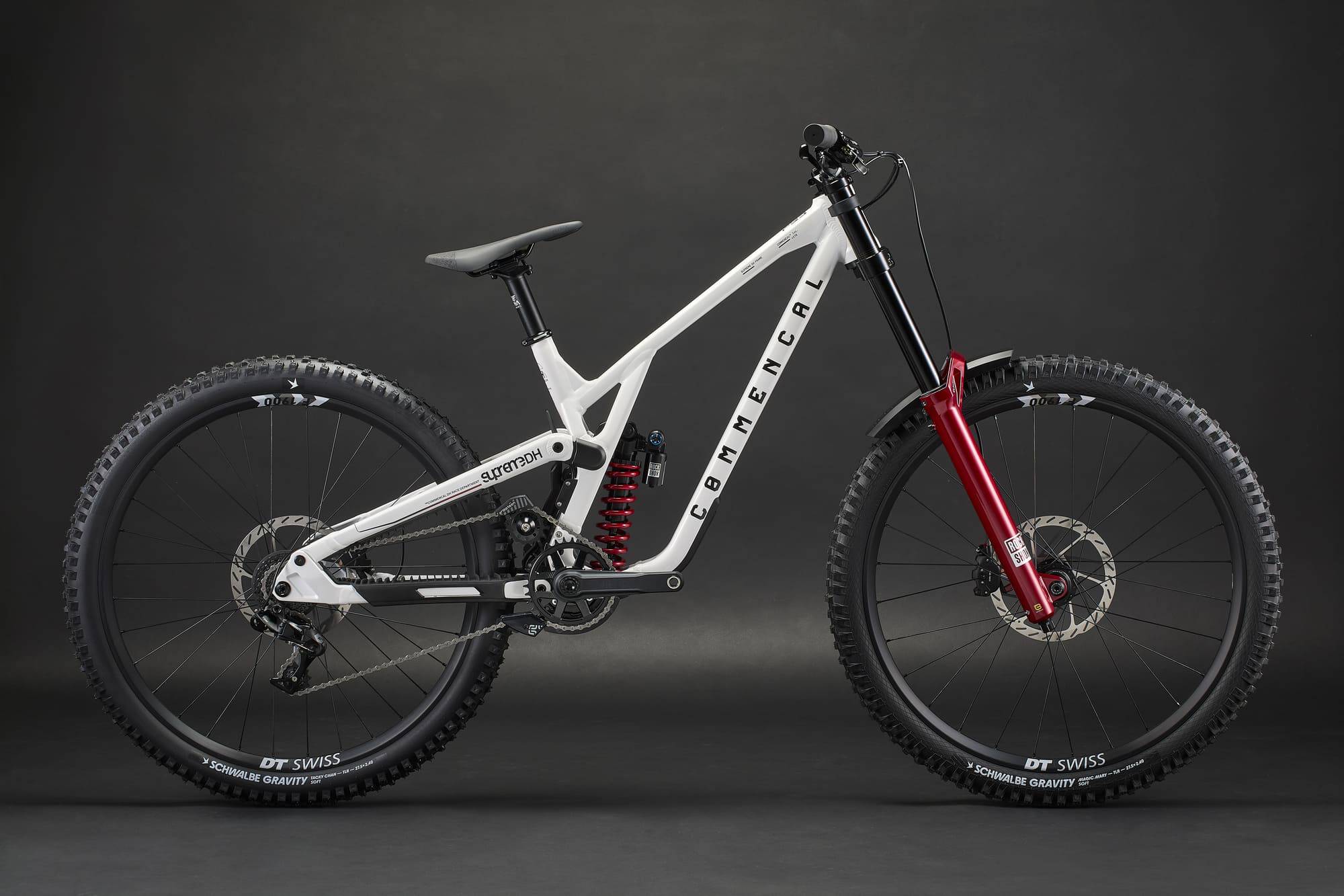 2027 Commencal Supreme DH V5.2 XS – view 4