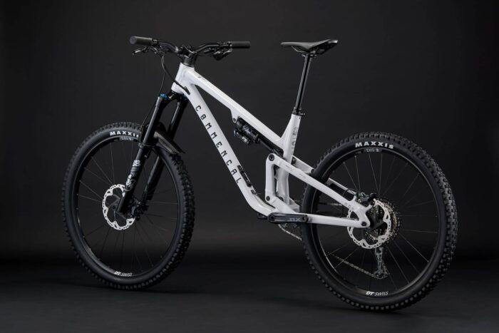 2026 Commencal Meta SX V5 – view 3