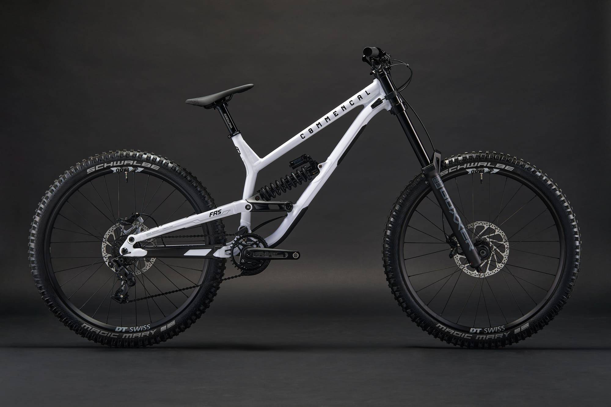 2026 Commencal FRS – view 2