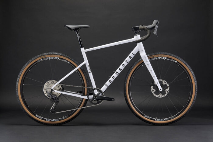 2026 Commencal 365 – view 2