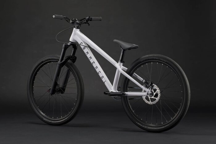 2026 Commencal Absolut 24 – view 4