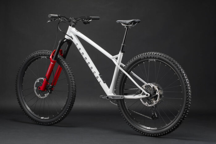 2027 Commencal Meta HT V3 – view 3